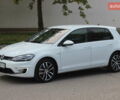 Белый Фольксваген e-Golf, объемом двигателя 0 л и пробегом 68 тыс. км за 14999 $, фото 4 на Automoto.ua