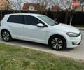 Белый Фольксваген e-Golf, объемом двигателя 0 л и пробегом 83 тыс. км за 12999 $, фото 8 на Automoto.ua