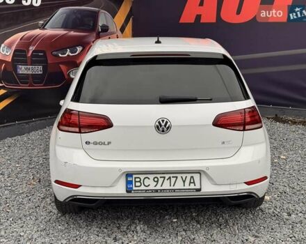 Белый Фольксваген e-Golf, объемом двигателя 0 л и пробегом 170 тыс. км за 13000 $, фото 5 на Automoto.ua