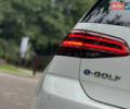 Белый Фольксваген e-Golf, объемом двигателя 0 л и пробегом 145 тыс. км за 14590 $, фото 27 на Automoto.ua