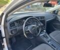 Белый Фольксваген e-Golf, объемом двигателя 0 л и пробегом 48 тыс. км за 13900 $, фото 5 на Automoto.ua