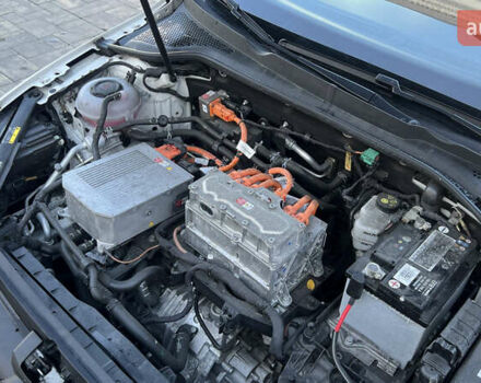 Белый Фольксваген e-Golf, объемом двигателя 0 л и пробегом 84 тыс. км за 13250 $, фото 57 на Automoto.ua
