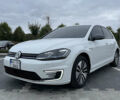 Белый Фольксваген e-Golf, объемом двигателя 0 л и пробегом 75 тыс. км за 15500 $, фото 6 на Automoto.ua