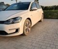 Белый Фольксваген e-Golf, объемом двигателя 0 л и пробегом 59 тыс. км за 14700 $, фото 10 на Automoto.ua