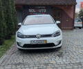 Белый Фольксваген e-Golf, объемом двигателя 0 л и пробегом 88 тыс. км за 14500 $, фото 4 на Automoto.ua