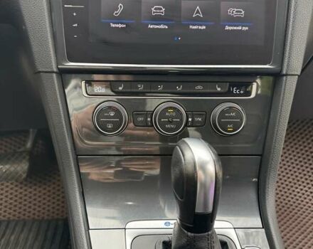 Білий Фольксваген e-Golf, об'ємом двигуна 0 л та пробігом 39 тис. км за 19500 $, фото 12 на Automoto.ua