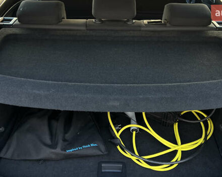 Белый Фольксваген e-Golf, объемом двигателя 0 л и пробегом 84 тыс. км за 13250 $, фото 65 на Automoto.ua