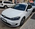 Белый Фольксваген e-Golf, объемом двигателя 0 л и пробегом 59 тыс. км за 14700 $, фото 11 на Automoto.ua