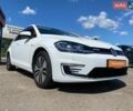 Белый Фольксваген e-Golf, объемом двигателя 0 л и пробегом 101 тыс. км за 16000 $, фото 73 на Automoto.ua