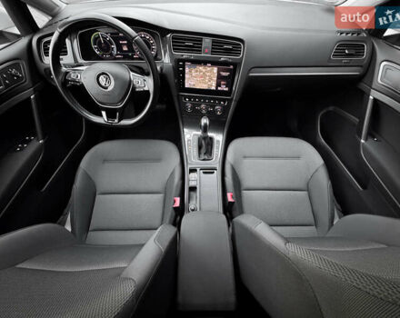 Білий Фольксваген e-Golf, об'ємом двигуна 0 л та пробігом 20 тис. км за 18001 $, фото 24 на Automoto.ua