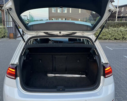 Белый Фольксваген e-Golf, объемом двигателя 0 л и пробегом 136 тыс. км за 13000 $, фото 4 на Automoto.ua