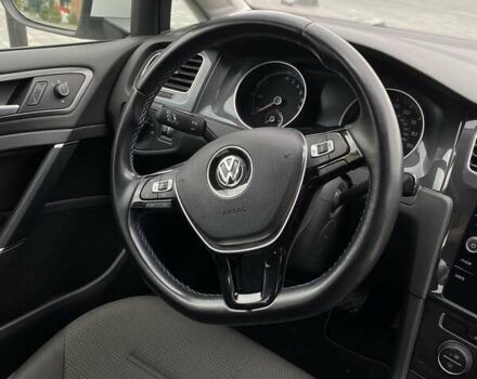 Білий Фольксваген e-Golf, об'ємом двигуна 0 л та пробігом 82 тис. км за 13000 $, фото 26 на Automoto.ua
