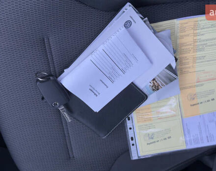 Белый Фольксваген e-Golf, объемом двигателя 0 л и пробегом 88 тыс. км за 14500 $, фото 52 на Automoto.ua