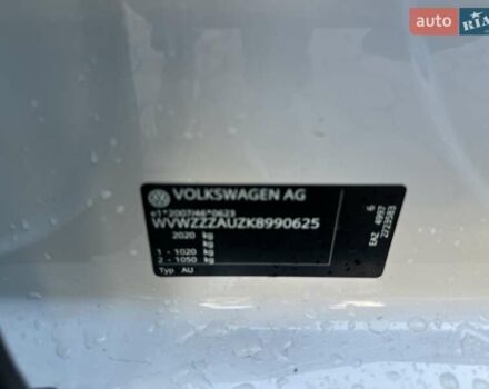 Белый Фольксваген e-Golf, объемом двигателя 0 л и пробегом 48 тыс. км за 13900 $, фото 16 на Automoto.ua