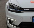 Белый Фольксваген e-Golf, объемом двигателя 0 л и пробегом 68 тыс. км за 14999 $, фото 8 на Automoto.ua