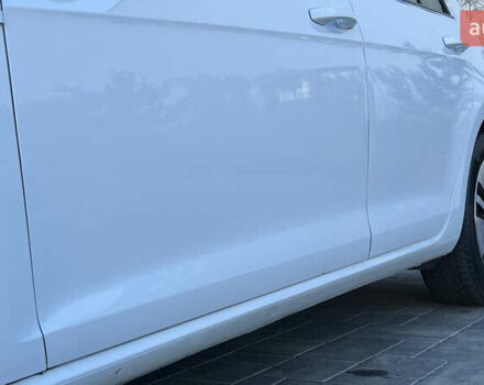 Белый Фольксваген e-Golf, объемом двигателя 0 л и пробегом 84 тыс. км за 13250 $, фото 37 на Automoto.ua