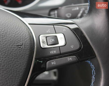 Белый Фольксваген e-Golf, объемом двигателя 0 л и пробегом 68 тыс. км за 14999 $, фото 37 на Automoto.ua