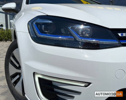 Білий Фольксваген e-Golf, об'ємом двигуна 36 л та пробігом 56 тис. км за 15300 $, фото 7 на Automoto.ua
