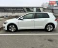 Белый Фольксваген e-Golf, объемом двигателя 0 л и пробегом 117 тыс. км за 15800 $, фото 5 на Automoto.ua