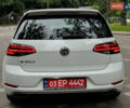 Белый Фольксваген e-Golf, объемом двигателя 0 л и пробегом 145 тыс. км за 14590 $, фото 147 на Automoto.ua