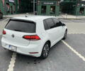 Белый Фольксваген e-Golf, объемом двигателя 0 л и пробегом 75 тыс. км за 15500 $, фото 4 на Automoto.ua