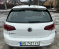 Белый Фольксваген e-Golf, объемом двигателя 0 л и пробегом 42 тыс. км за 13500 $, фото 4 на Automoto.ua