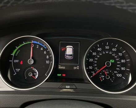 Білий Фольксваген e-Golf, об'ємом двигуна 0 л та пробігом 82 тис. км за 13000 $, фото 12 на Automoto.ua