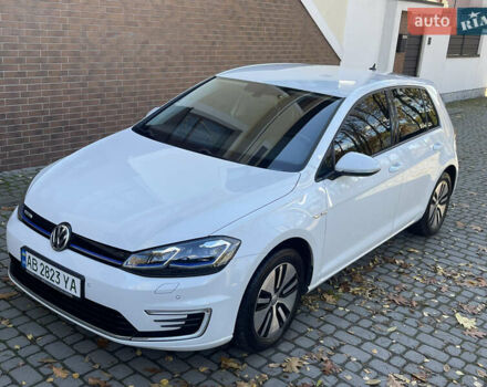 Білий Фольксваген e-Golf, об'ємом двигуна 0 л та пробігом 78 тис. км за 11500 $, фото 1 на Automoto.ua