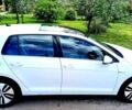 Белый Фольксваген e-Golf, объемом двигателя 0 л и пробегом 53 тыс. км за 13200 $, фото 2 на Automoto.ua