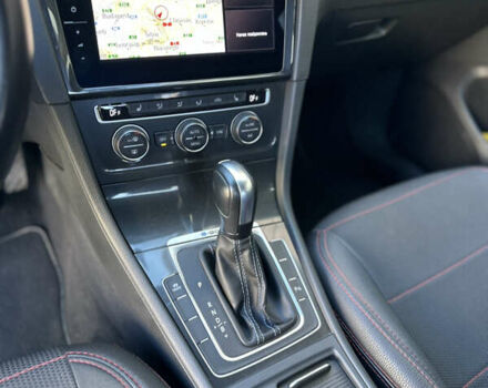 Білий Фольксваген e-Golf, об'ємом двигуна 0 л та пробігом 47 тис. км за 15800 $, фото 11 на Automoto.ua