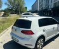 Белый Фольксваген e-Golf, объемом двигателя 0 л и пробегом 100 тыс. км за 15300 $, фото 4 на Automoto.ua