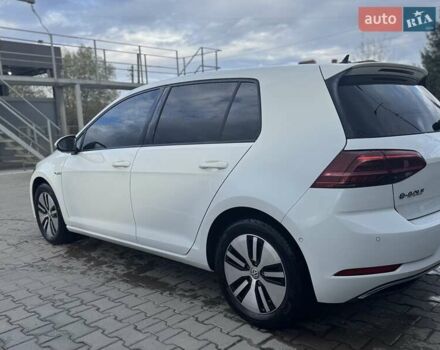 Білий Фольксваген e-Golf, об'ємом двигуна 0 л та пробігом 39 тис. км за 19500 $, фото 9 на Automoto.ua