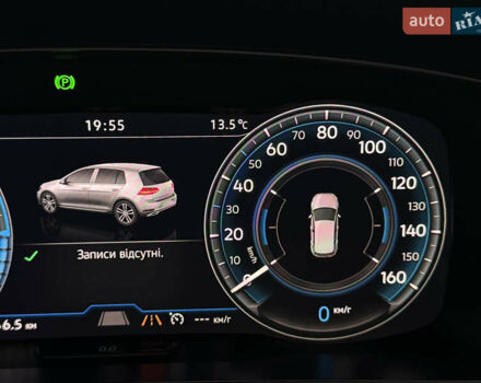 Белый Фольксваген e-Golf, объемом двигателя 0 л и пробегом 145 тыс. км за 14590 $, фото 70 на Automoto.ua