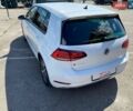 Белый Фольксваген e-Golf, объемом двигателя 0 л и пробегом 101 тыс. км за 16000 $, фото 76 на Automoto.ua