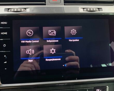 Белый Фольксваген e-Golf, объемом двигателя 0 л и пробегом 85 тыс. км за 16400 $, фото 60 на Automoto.ua