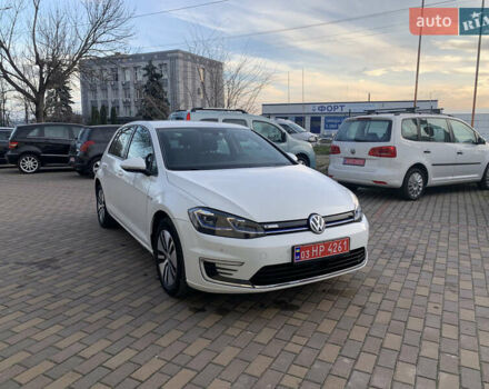 Белый Фольксваген e-Golf, объемом двигателя 0 л и пробегом 146 тыс. км за 12650 $, фото 4 на Automoto.ua