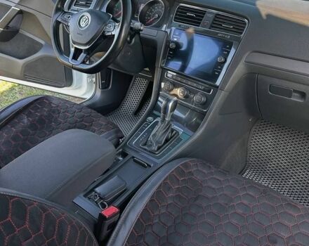 Белый Фольксваген e-Golf, объемом двигателя 0 л и пробегом 126 тыс. км за 14700 $, фото 4 на Automoto.ua