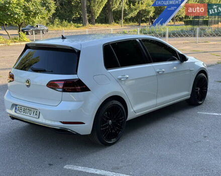 Белый Фольксваген e-Golf, объемом двигателя 0 л и пробегом 88 тыс. км за 15100 $, фото 9 на Automoto.ua