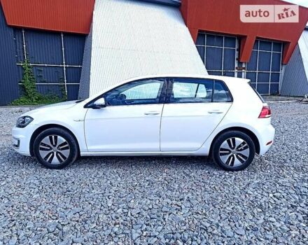 Білий Фольксваген e-Golf, об'ємом двигуна 0 л та пробігом 28 тис. км за 18446 $, фото 1 на Automoto.ua