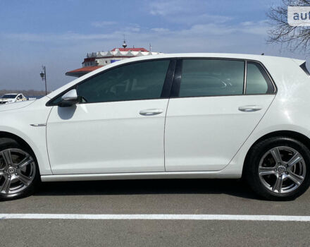 Білий Фольксваген e-Golf, об'ємом двигуна 0 л та пробігом 159 тис. км за 12100 $, фото 5 на Automoto.ua