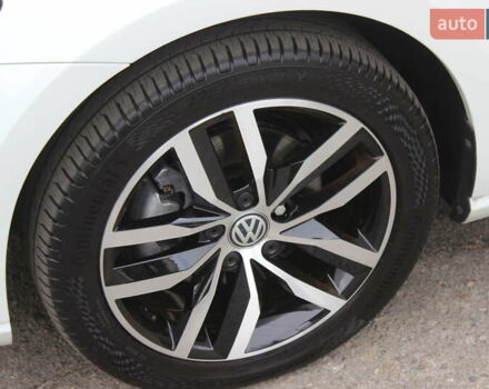 Белый Фольксваген e-Golf, объемом двигателя 0 л и пробегом 68 тыс. км за 14999 $, фото 21 на Automoto.ua