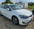 Белый Фольксваген e-Golf, объемом двигателя 0 л и пробегом 17 тыс. км за 14400 $, фото 12 на Automoto.ua