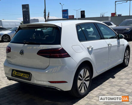 Білий Фольксваген e-Golf, об'ємом двигуна 36 л та пробігом 56 тис. км за 15300 $, фото 5 на Automoto.ua