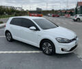 Белый Фольксваген e-Golf, объемом двигателя 0 л и пробегом 75 тыс. км за 15500 $, фото 3 на Automoto.ua