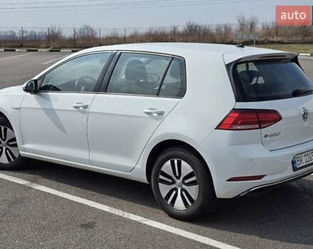 Белый Фольксваген e-Golf, объемом двигателя 0 л и пробегом 96 тыс. км за 14441 $, фото 22 на Automoto.ua