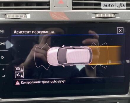 Белый Фольксваген e-Golf, объемом двигателя 0 л и пробегом 14 тыс. км за 16500 $, фото 47 на Automoto.ua