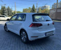 Белый Фольксваген e-Golf, объемом двигателя 0 л и пробегом 24 тыс. км за 16300 $, фото 6 на Automoto.ua