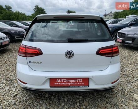 Белый Фольксваген e-Golf, объемом двигателя 0 л и пробегом 32 тыс. км за 14400 $, фото 5 на Automoto.ua