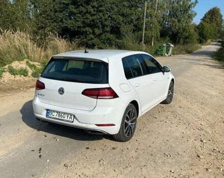 Белый Фольксваген e-Golf, объемом двигателя 0 л и пробегом 46 тыс. км за 14900 $, фото 4 на Automoto.ua