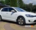 Белый Фольксваген e-Golf, объемом двигателя 36 л и пробегом 114 тыс. км за 15000 $, фото 1 на Automoto.ua